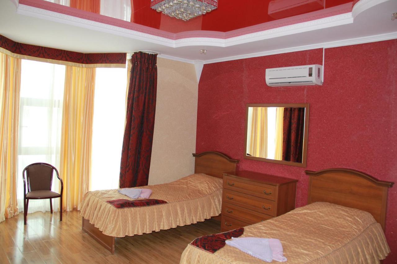 Kristall Hotel Bosteri Luaran gambar