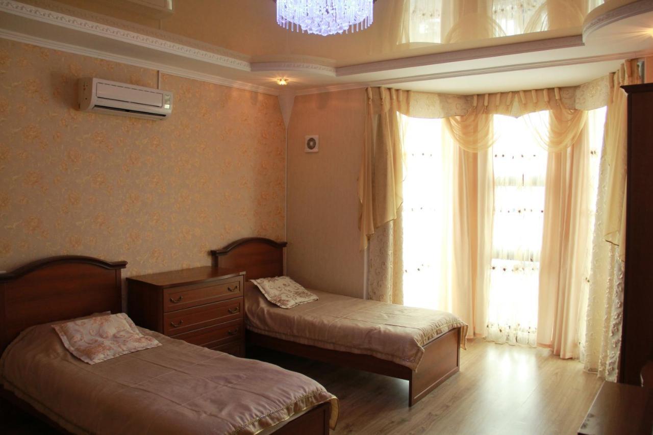 Kristall Hotel Bosteri Luaran gambar