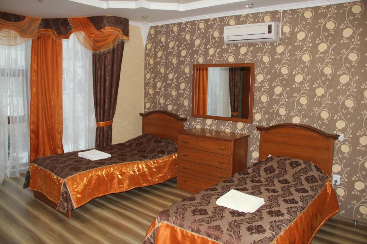 Kristall Hotel Bosteri Luaran gambar