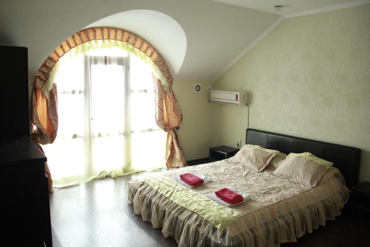 Kristall Hotel Bosteri Luaran gambar