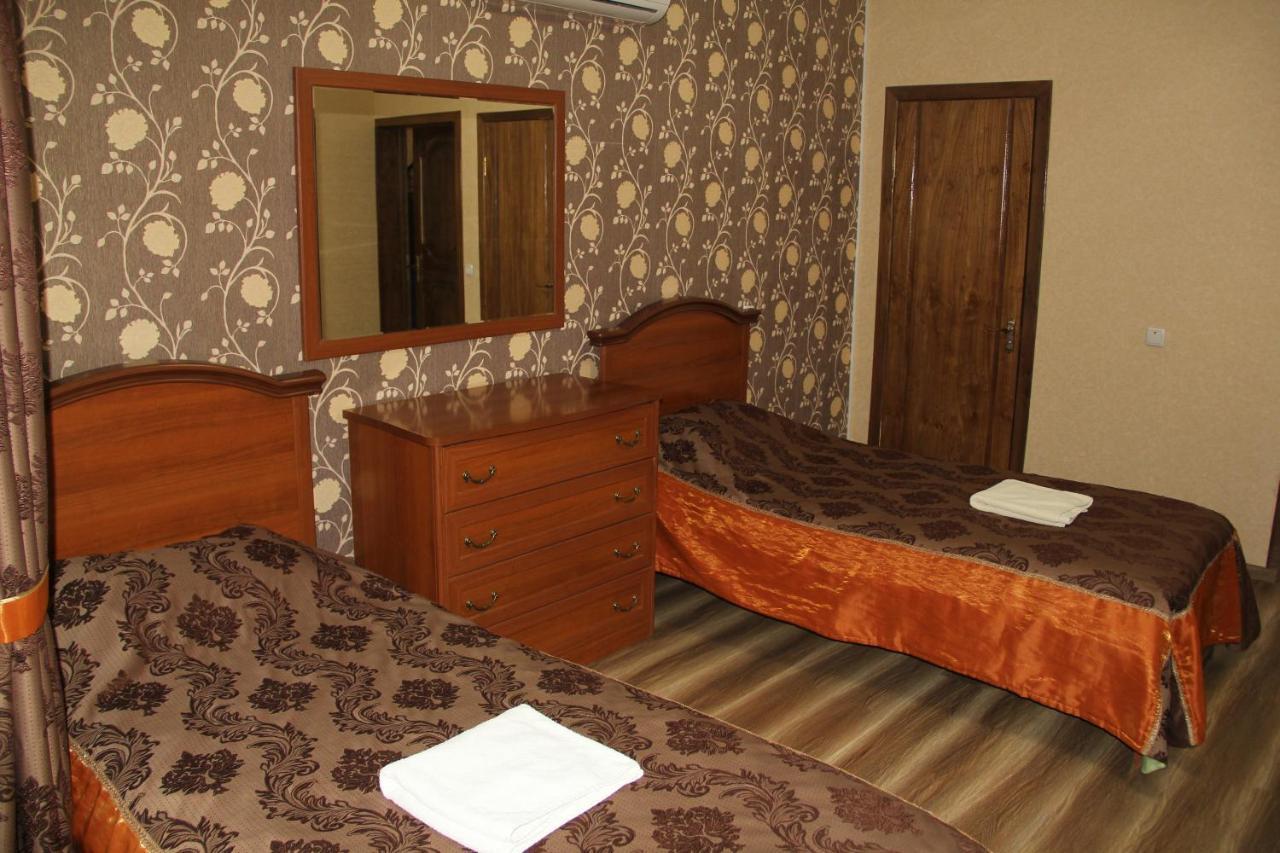 Kristall Hotel Bosteri Luaran gambar