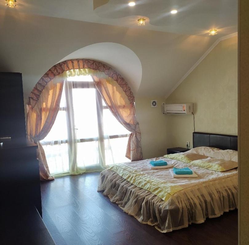 Kristall Hotel Bosteri Luaran gambar