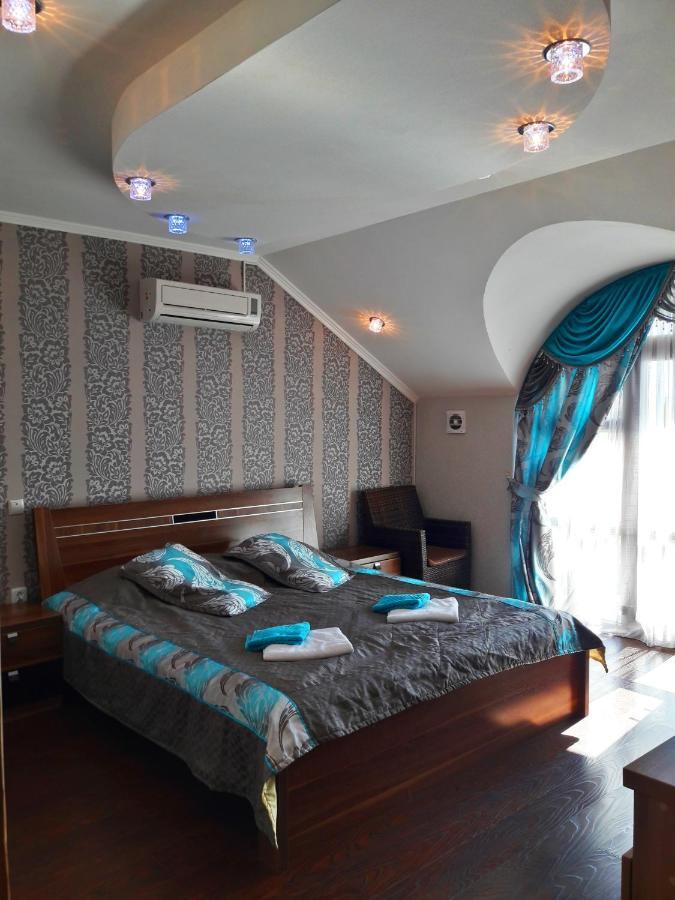 Kristall Hotel Bosteri Luaran gambar