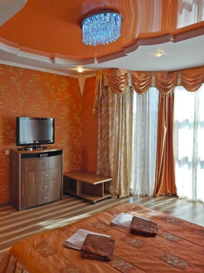 Kristall Hotel Bosteri Luaran gambar